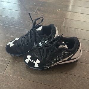 Under Armour Kids Black and White Baseball Cleats
